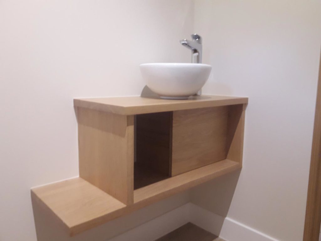 Meuble salle de bain en bois